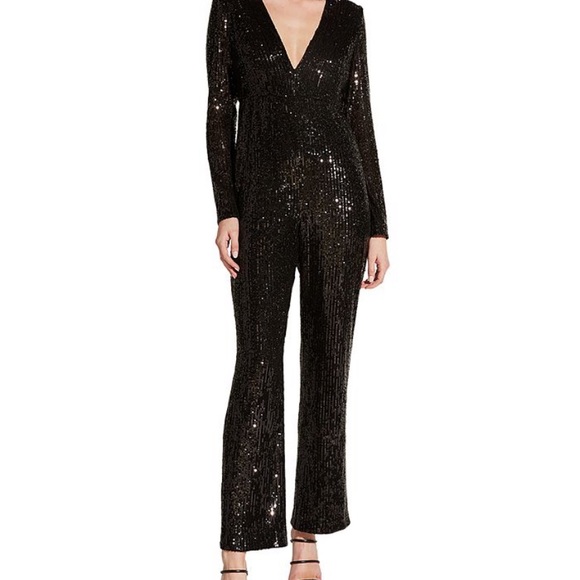 Bardot Pants - NWT Bardot Dita Black Sequin Jumpsuit Size US 6. V neck. Black. Long Sleeve.